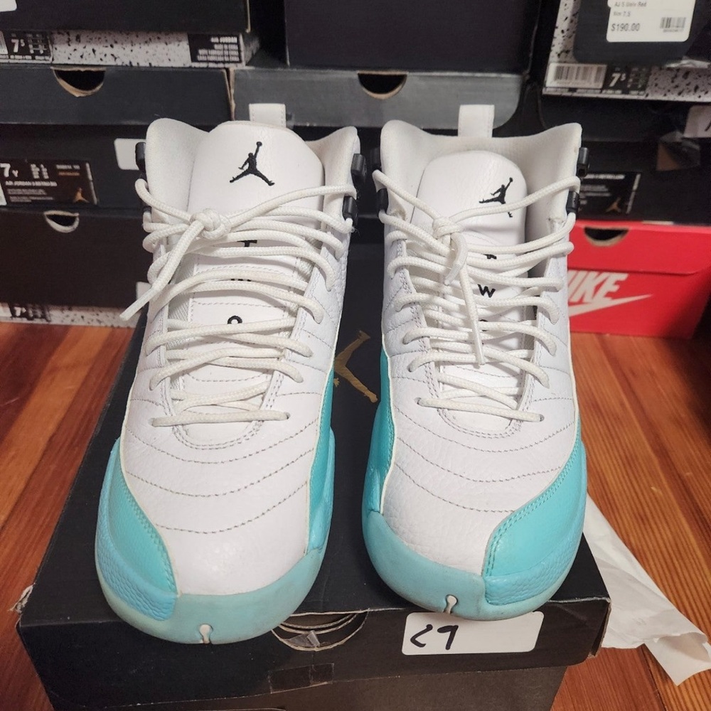 Air Jordan 12 retro